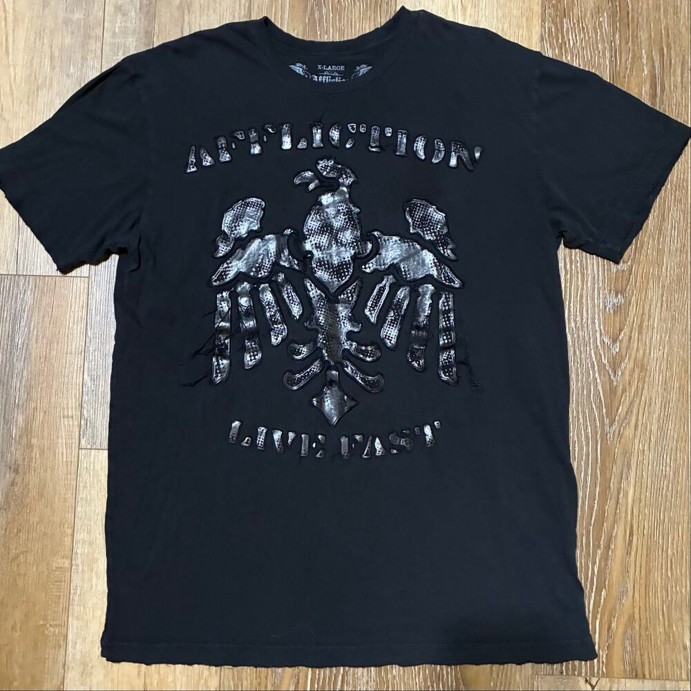 VTG Y2K Affliction Graphic TShirt Black Live Fast Eagle Crest Embroidered XL USA - Picture 1 of 5